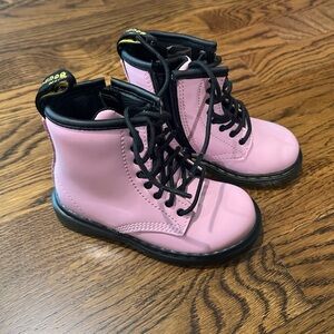 Brand New no box Dr. Martens Lamper Zipper Boots Toddler Size 8 in Light Pink